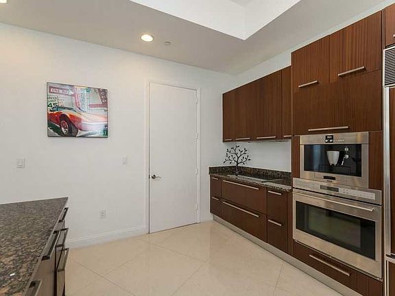 5th image of 15811 Collins Ave APT 3207