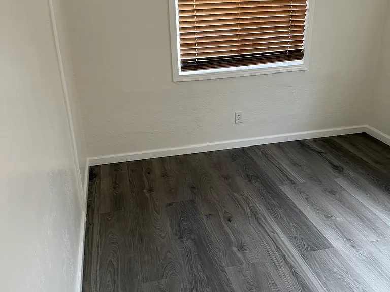 3239 N Mountain View Ave — Photo 10