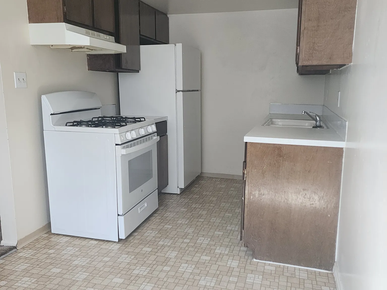 2 bed, 1.5 bath, 1000 sqft, $1,150 — Photo 4
