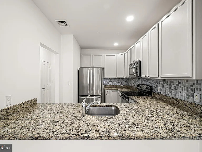 530 Harlan Blvd #G421 — Photo 11