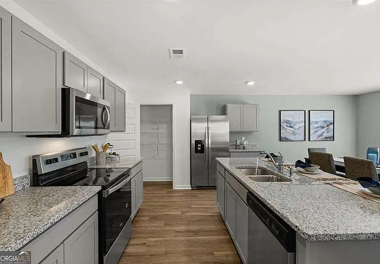 284 Coastal Dr — Photo 8