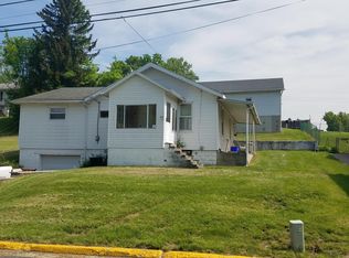 116 Fairmor Dr, Westover, WV 26501