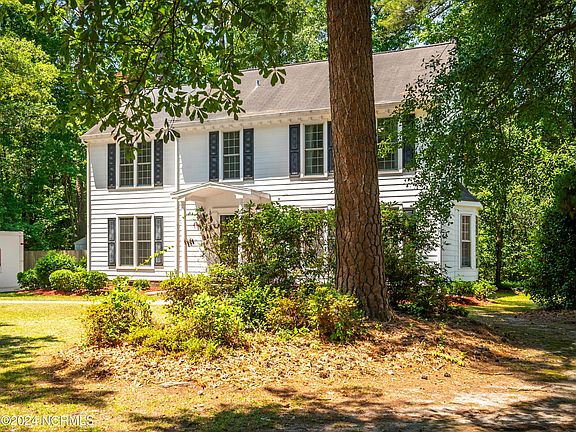 3rd image of 406 Crestline Boulevard