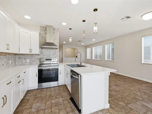 3059 Laurel Ridge Cir, Riviera Beach, FL 33404