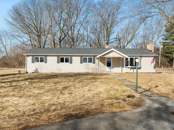 24606 S Kings Rd, Crete, IL 60417