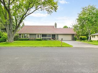 6 Greenwood Ct, Racine, WI 53402