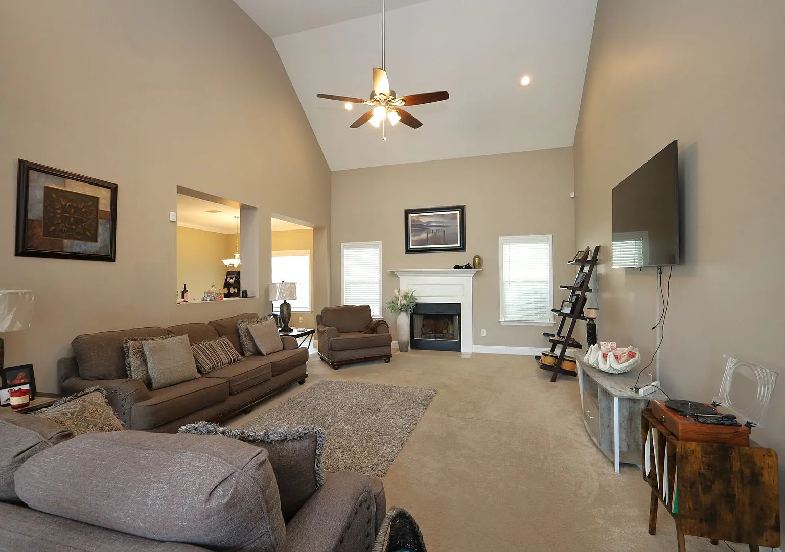 Available Soon! 2401 Rankin Circle — Photo 4
