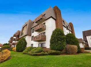 12900 W Heiden Cir UNIT 4208, Lake Bluff, IL 60044