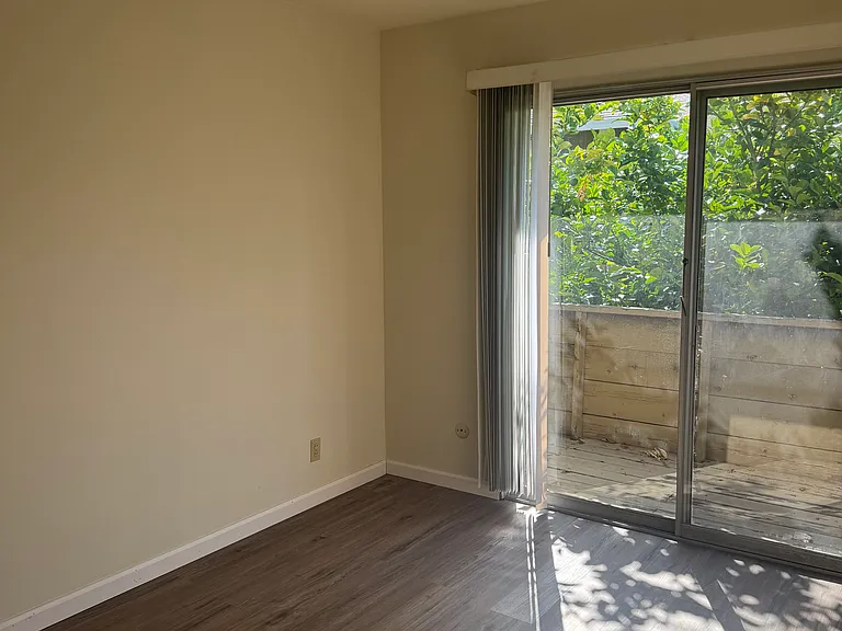 2295 Latham St #3 — Photo 7