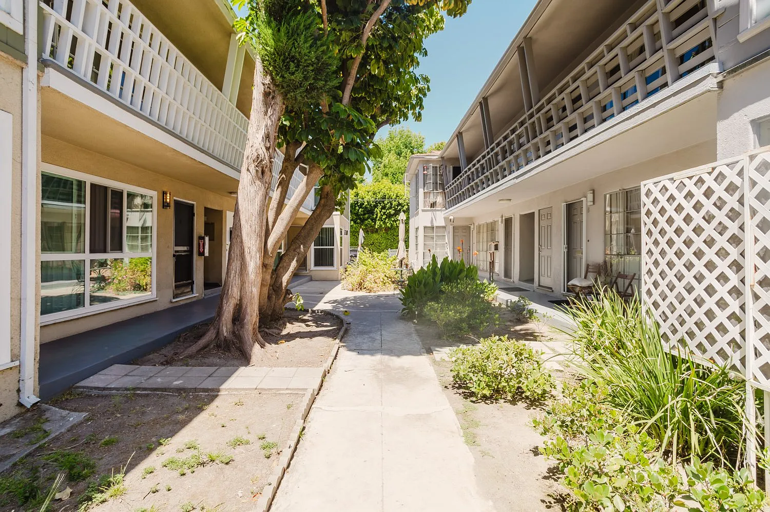 1 bed, 650 sqft, $2,150 — Photo 3