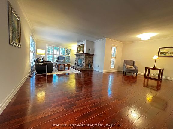 3rd image of 2301 Bennington Gate
