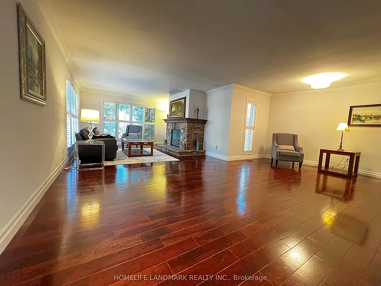 2301 Bennington Gate — Photo 3