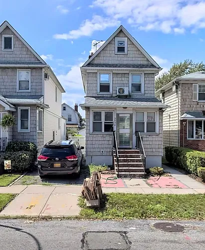 3038 154th St Photo 1