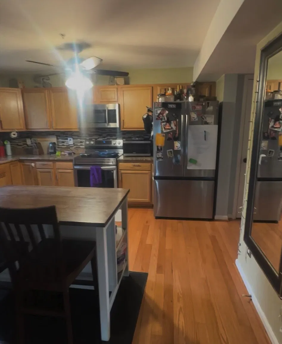 4 bed, 3.5 bath, 2800 sqft, $4,000 — Photo 4