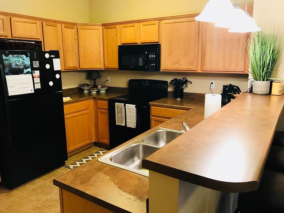 1st image of 600 Grandview Ct #611