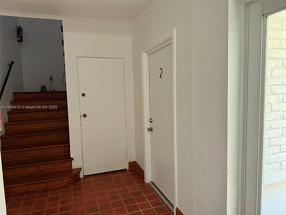 3rd image of 6941 Bay Dr #6941A2