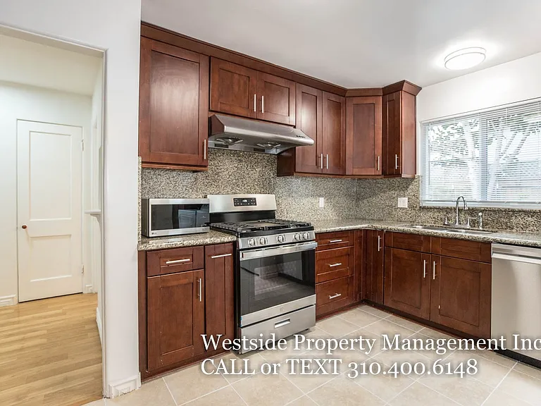3515 Military Ave — Photo 8