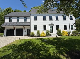 8 Briggs Rd, Lexington, MA 02421