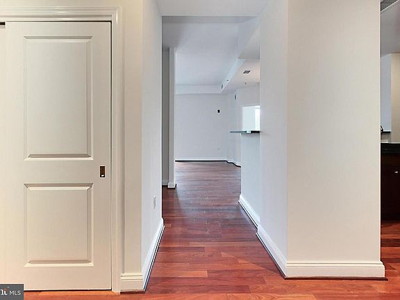 3rd image of 513 W Broad St APT 711