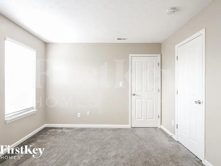 1621 Orchestra Way — Photo 12