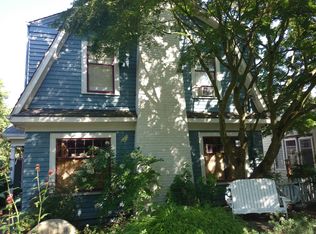 5628 20th Ave NE, Seattle, WA 98105