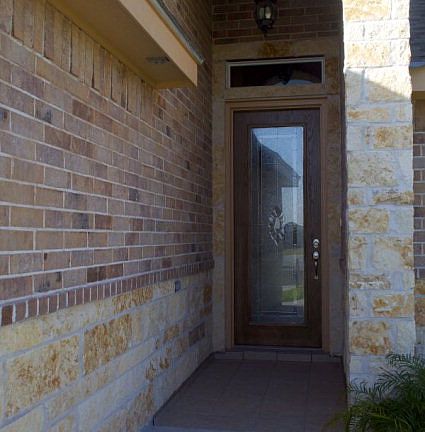 2nd image of 4907 Crown Point St #35