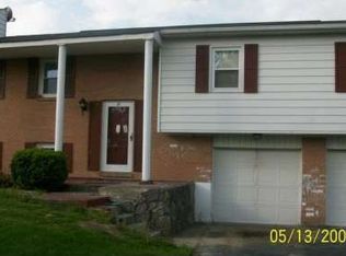 36 Car Berl Dr, Georgetown, OH 45121