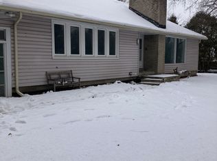 319 Burk St, Oshawa, ON L1J 4C7