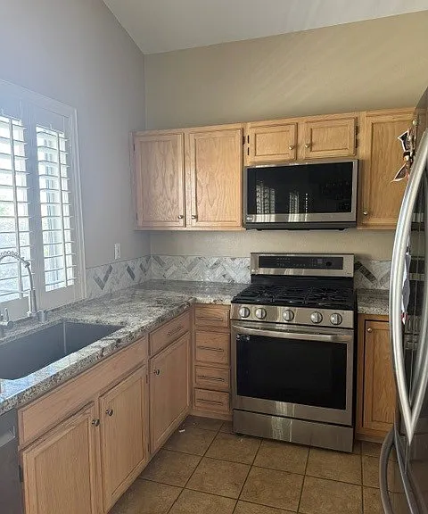 3304 Paragon Dr — Photo 11