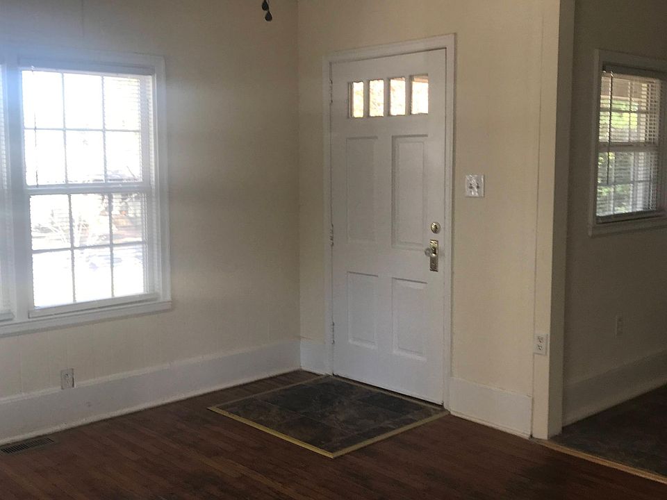 2nd image of 735 Hollywood St