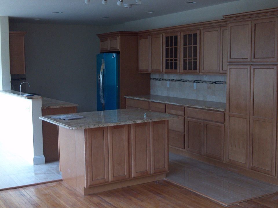 1st image of 6 Wooleys Ln APT A31
