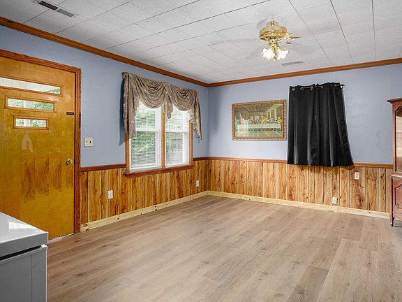 3rd image of 831 County Road 38