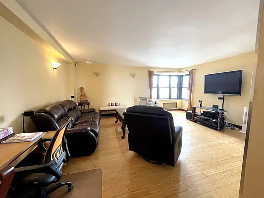 Rented by Corcoran | media 12