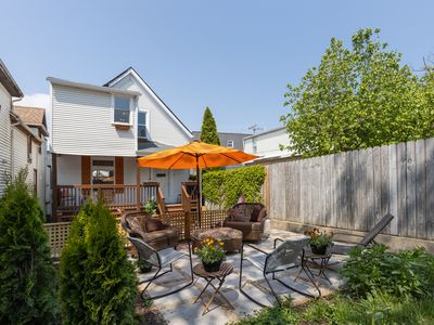 6920 N Clark St, Chicago, IL, 60626