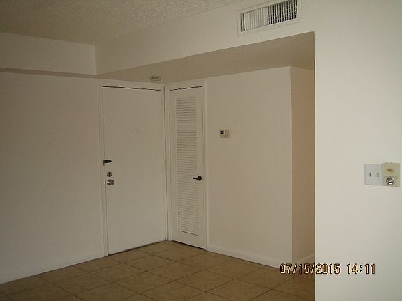 3rd image of 555 SE 8th St APT 150