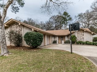 2061 S Kirkwood Dr, Shreveport, LA 71118