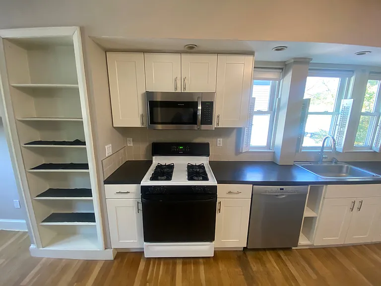 47 Fairmont St #1 — Photo 16