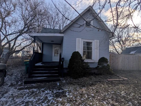 343 Pine St, Galesburg, IL 61401