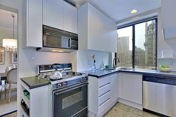 Sold by Corcoran | media 3