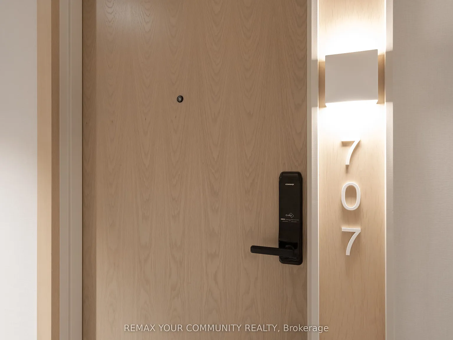 2 bed, $2,100 — Photo 2
