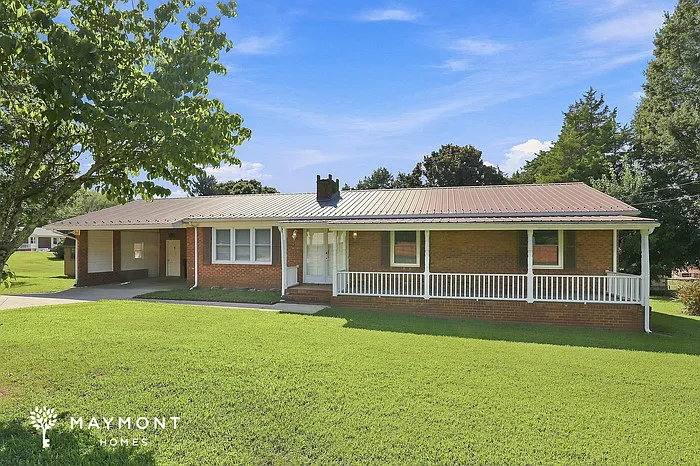 1404 Cedar Dr