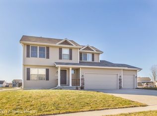 10549 Stonecrest Dr, Johnston, IA 50131