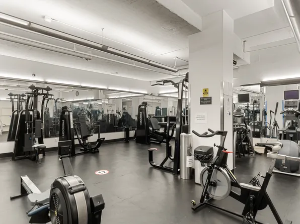 137 East 36th Street image 11 of 13