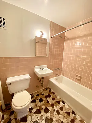 Rented by Brooklyn Heights Real Estate Inc | media 25