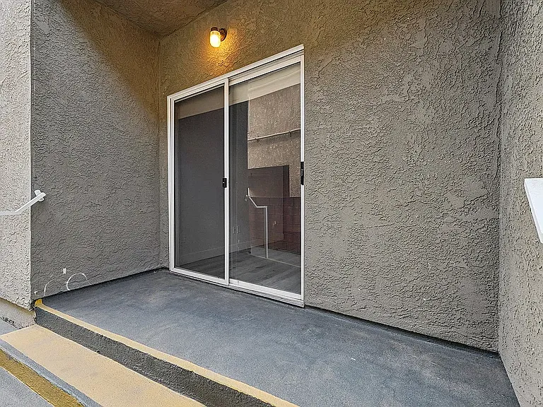 Sylvan Apartments — Photo 21