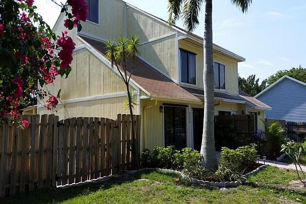 Home For Sale In Place in the Woods