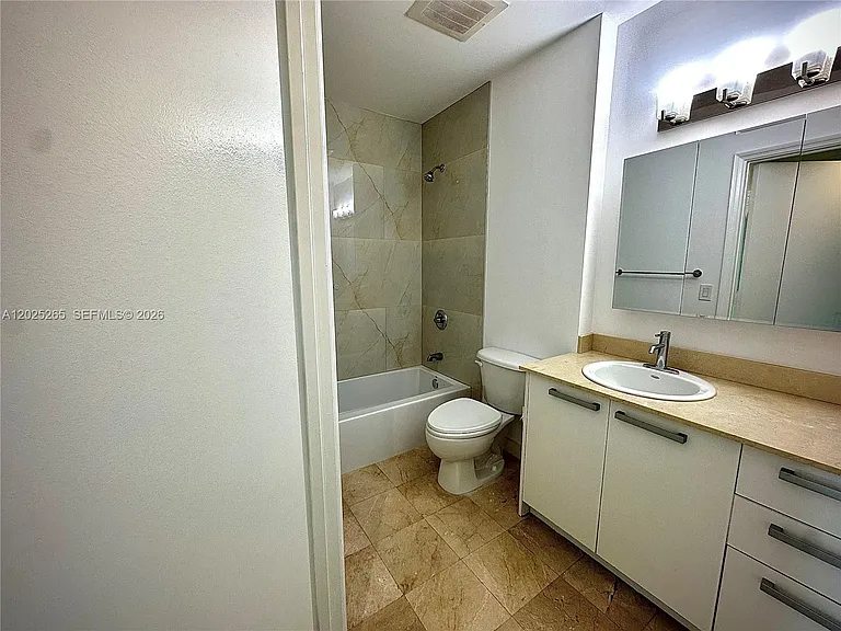 2525 SW 3rd Ave #705 — Photo 10