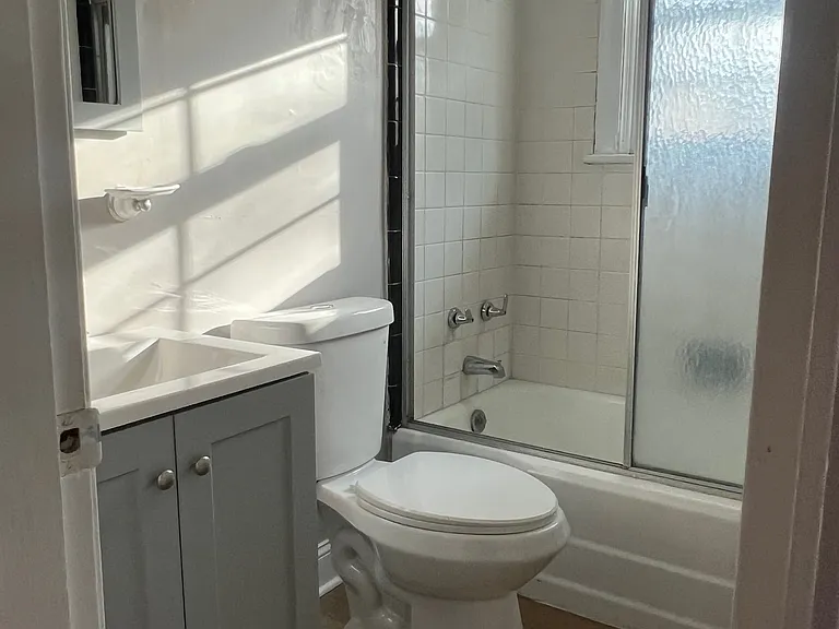 1119 Chestnut Hill Dr — Photo 15