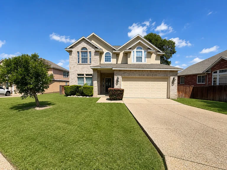14251 Savannah Pass — Photo 1