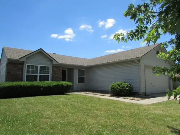 4181 Magnolia Dr, Franklin, IN 46131